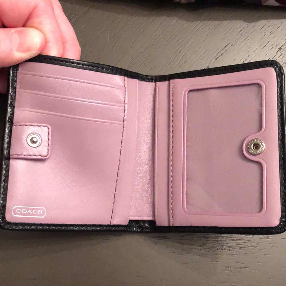 Matching Wallet - Picture 4 of 9